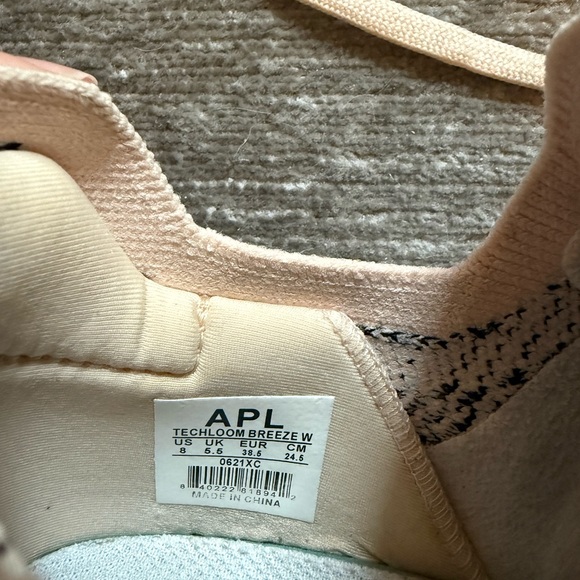 APL Sneakers - Picture 7 of 7